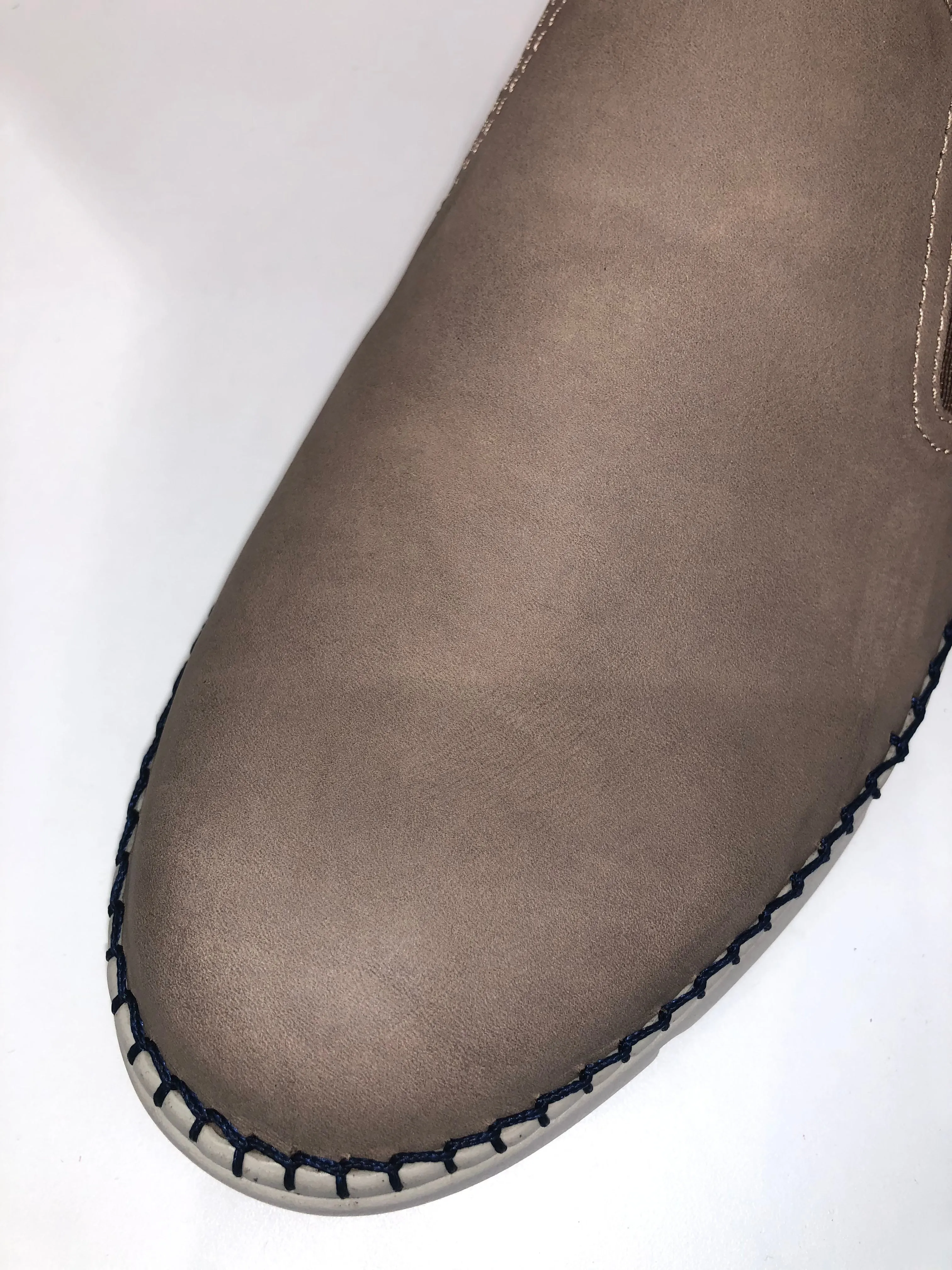525001 TAUPE