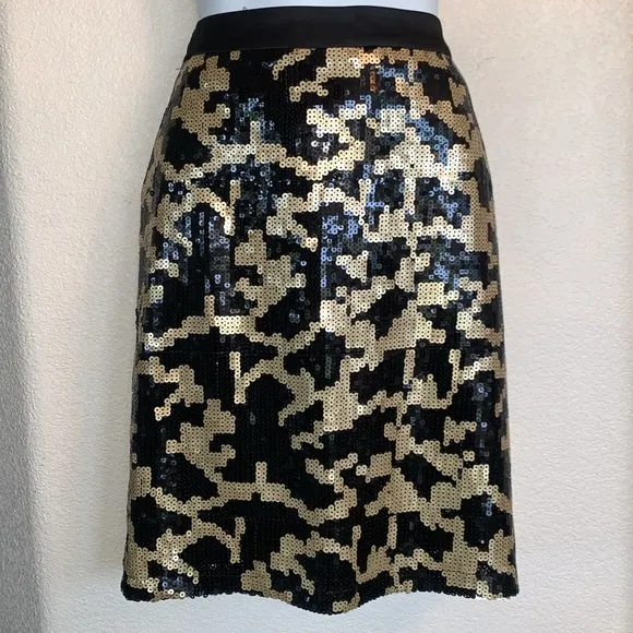 BCBGMaxAzria sequined leopard skirt, leopard print black/gold, zip. 4 EUC