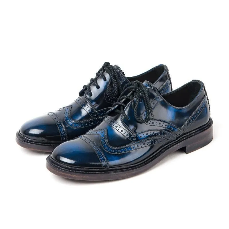 Carved Retro Style Derby Shoes Lace-up Leather Shoes
