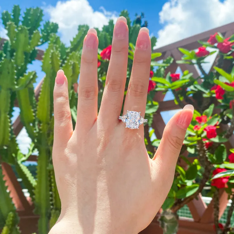 Cushion Created Diamond 3-Stone Vintage Ring