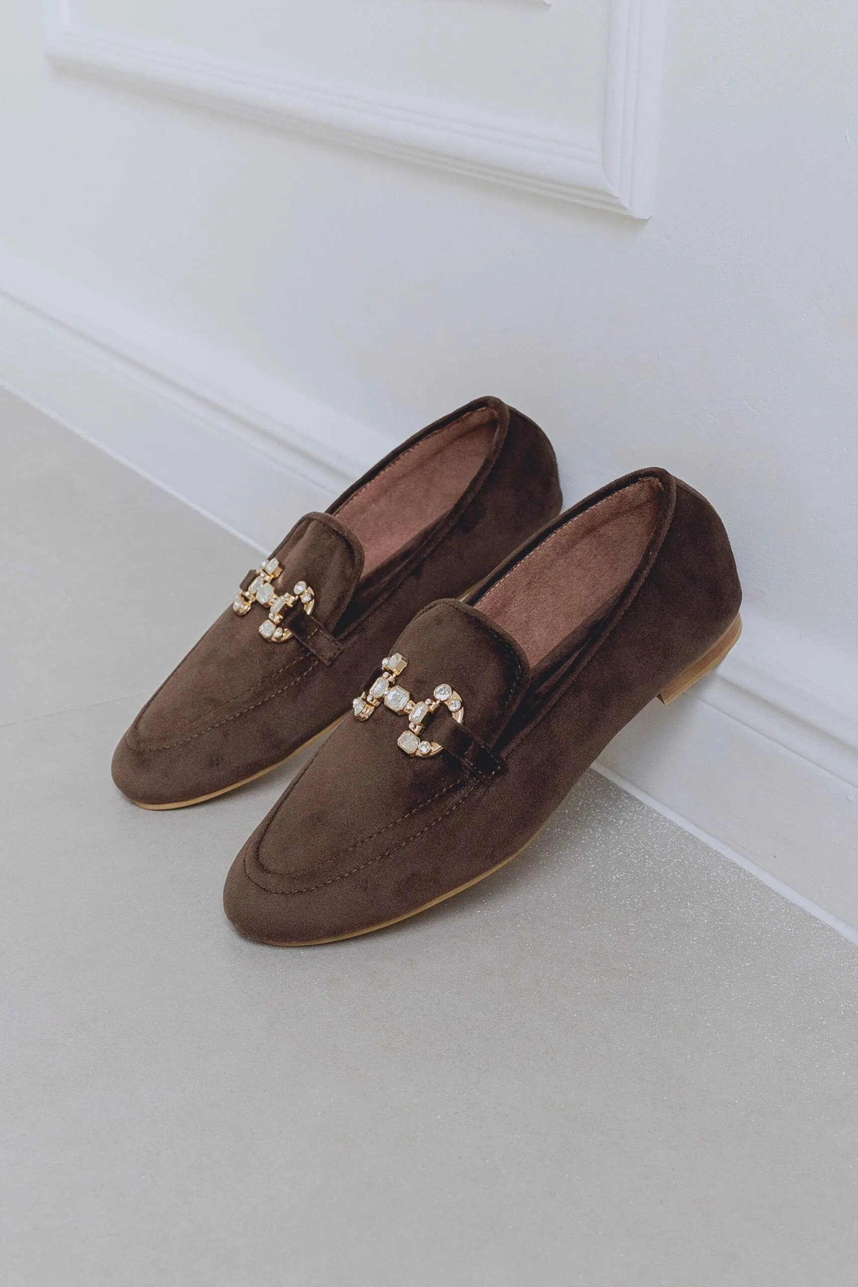 Luxury Velvet Loafers - Mocha