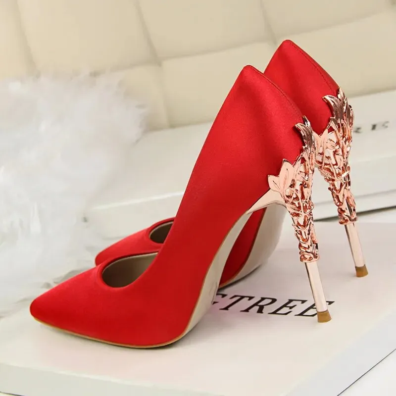 Pointed Toe Luxury Metal High Heel Shoe