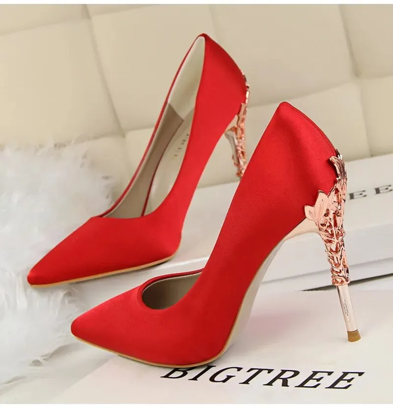 Pointed Toe Luxury Metal High Heel Shoe