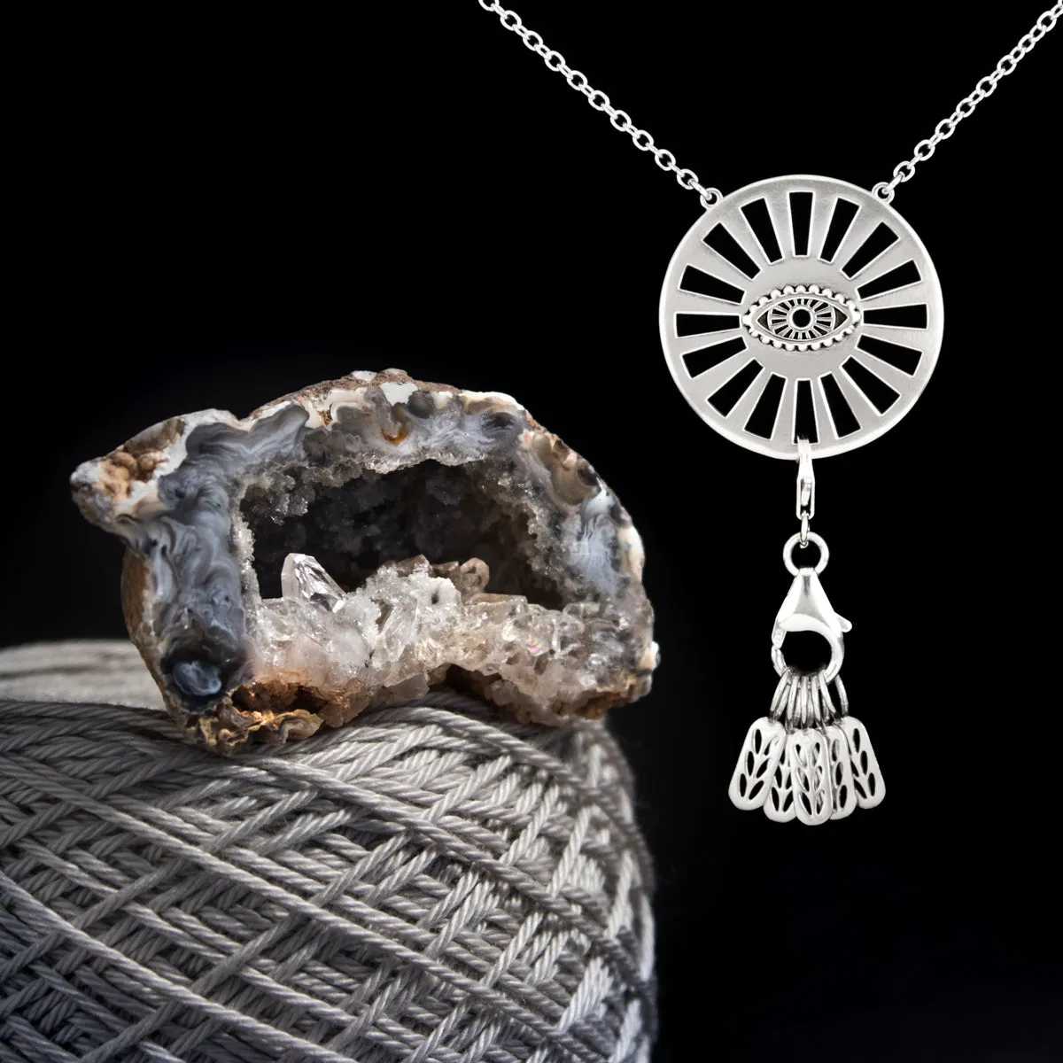 Sterling Silver Radiating Kat Eye Stitch Marker Necklace
