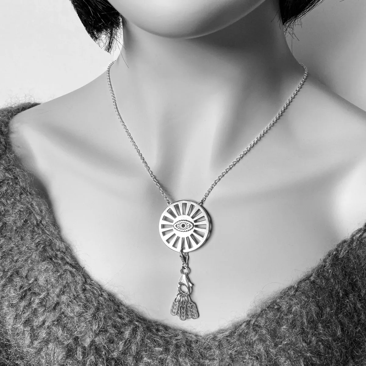 Sterling Silver Radiating Kat Eye Stitch Marker Necklace