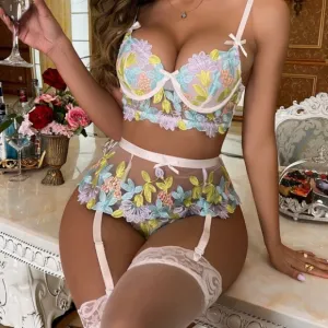 The Carly Lingerie Set