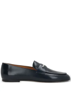 Tod's logo-engraved loafers