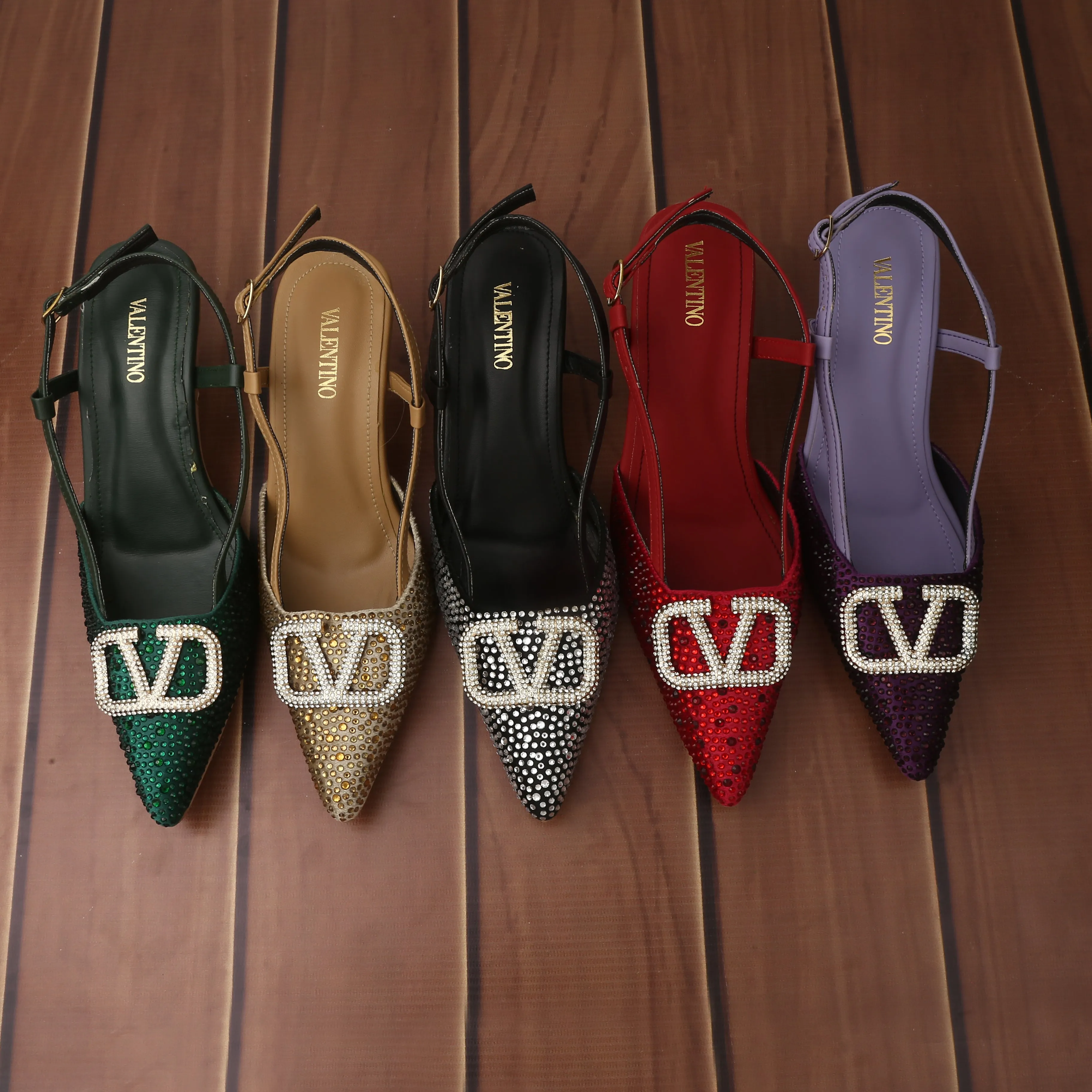 VALNTINO heel golden